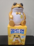 인테리어 선물 소장용 굿즈 진로 두껍상회 떡상가즈아 골드껍 황금 나비넥타이 두꺼비 피규어 : 하비투스타