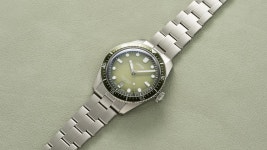 오리스 다이버즈 식스티 파이브 그린 40mm 오토매틱 메탈 733 7707 4057 : 타임 크로노