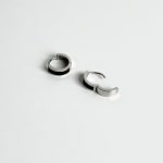 925실버 SILVER 블랙 라인 원터치 링 귀걸이 : 캐러벨