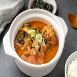 지리산 흑돼지 삼겹살 감자탕 돼지 족발 고기 김치찜 용 쪽갈비 한돈 뒷고기 등뼈 오겹살 : 지리산산골흑돼지