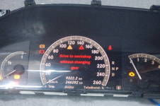 벤츠 W221 S클래스 계기판  246,282KM / 0 263 650 080 : 미르오토파츠