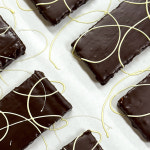 호미탐 콰작 두바이초콜릿 피스타치오 카다이프 수제초콜렛 : 호미탐 베이커리