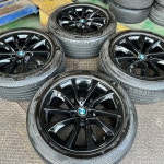 19인치 BMW F16 X6 유광블랙 순정휠타이어 1대분 : 타이어코치 금오점
