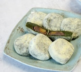 [매매떡] 쑥 찹쌀떡 - 떡 선물세트 및 식사 대용(1 Box / 27개) : 매매떡