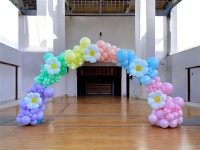 파스텔데이지 오가닉 대형 오가닉풍선 아치 서울김포출장풍선 어린이날 졸업식 입학식 가업 무대장식 : 인디스타임