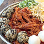 [고메공방] 미친국물닭발 800g  x 1팩 : 고메공방