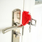 호텔문단속 현관문이중잠금 현관문잠금장치 도어락 여닫이문 : 여랑상회