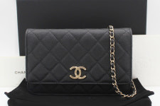 샤넬 시즌 캐비어 클래식 WOC 블랙 AP3127 : 중고명품다올 부산대점