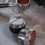 우드 나무 디스트리뷰터 58.5mm 눈금 커피 레벨링툴 브레빌 디스트리뷰션 : 주식회사 클린업사무소