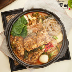 [국물요리 베스트] 통뼈감자탕 - 뼈해장국 그대로 든든한 한끼 칼칼한맛, 1kg, 2개 : 통뼈몰.