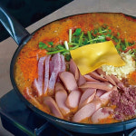 청담동 명품 남산터 부대찌개 2팩 + 병철이네 쪽갈비 1kg 세트 한정판매 : 병철이네쪽갈비