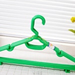 PVC 옷걸이 셔츠 유정옷걸이 5p 색랜덤 THCO15 : 더행복상사5