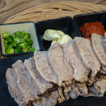 모두의국밥 뽈살슬라이스 2kg 순대국밥 재료 돼지머리볼살 삶은돼지머리 부산물 내장 분식집 : 모두의 국밥