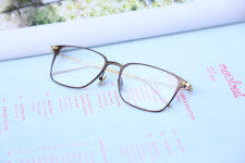 린다페로우 안경 LF46A C3 브라운&골드 가벼운  사각 티타늄안경 남녀공용 : 유리아이