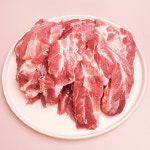 문경쑥돈 뒷고기모듬 1+등급 잡육 찌개용 한돈 냉장2kg : 문경쑥돈