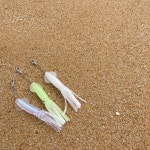 킹받징어 오징어키링 속초기념품 킹받는선물 인싸템  열쇠고리 키링 속초오징어 : 속초기념품