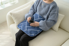 자미니 천연 카본 탄소 전기방석 전자파없는 1인용 온열 미니찜질기 애견방석 : 자미니탄소매트