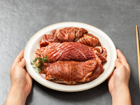 돼지갈비 맛 칼집듬뿍 왕돼지구이 800g : 주식회사 봉이