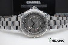 샤넬 J12 크로매틱 남자시계 41mm 티타늄 세라믹 H2964 오토매틱 : 타임정