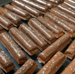 솔티초코피낭시에 : 플래브베이커리