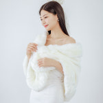 레이나 퍼 웨딩볼레로 드레스숄 망토 웨딩케이프 : 릴리드레스