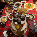 쥬앤크홈 포드 체크 크리스마스 식탁보 테이블보 2인 체크 홈카페 레드 테이블보 : 쥬앤크홈