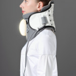 목 견인 치료 거북목 치료 수직목 견인기 목디스크 : 컨피던스유통