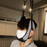 목 견인 치료 거북목 치료 수직목 견인기 목디스크 : 컨피던스유통