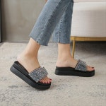 여성 슬리퍼 구두 여름 아우터 두꺼운 샌들 패셔너블한 슈퍼 핫 모조 다이아몬드 삼아 해변 작은 사이즈 33 34 여자 : FEELINGMALL