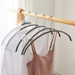 모던하우스 옷자국이 남지않는 라운드옷걸이 5P세트 그레이 BT0224017 : 뉴코아광명점 모던하우스