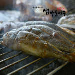[섬마을어부] 참숯에 구운 굴비 특대 33~35cm  구운조기 제수용 고흥 숯불생선구이 맛집 : 고흥숯불생선구이섬마을어부