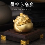 금 두꺼비 황동 황금 선물상자 삼족 재물 사무실 돈벼락 소품 A : 사이공왕왕