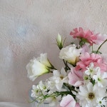 화이트 핑크 조화 부케 - 야외스냅촬영 셀프웨딩부케 : 피오리레 플라워