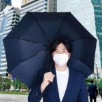 우양산 남녀노소 암막 양우산 눈 비 자외선 햇빛 차단 양산 : 부유마트