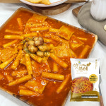 핫이슈 밀키트 우리밀 국물 떡볶이 마늘맛 갈릭 480g 3인분 : 핫이슈 샵