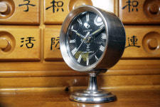 70s 국제전광사 원형 탁상시계(쿼츠) : 레트로케이