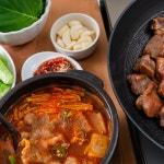 [단짠단짠] 두툼 양념 돼지갈비 마포갈비 차돌된장찌개 : 더쉬운찬