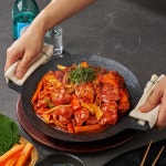 불닭구이 600g 숯불 양념 순살 닭갈비 닭다리살 : 곁드림 스토어