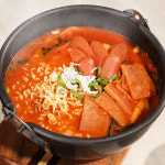 20년전통 부평 청천동 맛집 솥뚜껑의정부부대찌개 밀키트 (푸짐한양, 초간단, 초간편 조리) : 솥뚜껑의정부부대찌개