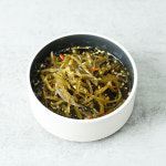 알싸한 장아찌 4종세트 궁채1kg 명이200g 고추채300g 마늘쫑채300g : 연주푸드