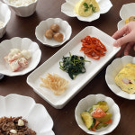 모이 화이트 플라워 2인 접시 그릇세트 12P 신혼부부 혼수 부모님 결혼 집들이선물 : 모드니하우스