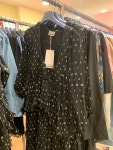 [80%세일] 가니 PLEATED GEORGETTE FLOUNCE SMOCK 미디 원피스 F8692 : 런던뉴럽걸