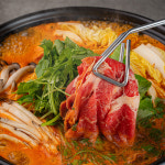 맛집 소고기 샤브샤브 3인분 고기 버섯 채소 칼국수 육수 소스 포함 집들이 술안주 캠핑 전골 찌개 밀키트 : 은이세끼