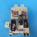 기아 니로 하이브리드 인스트루먼트 판넬 정션 박스 91950-G5221 자동차중고부품 : 알비오토 오피셜