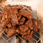 칼집 수제 돼지갈비 맛 두툼한 왕 양념구이 숯불 캠핑 돼지고기 700g : 집에서 먹자