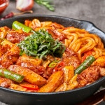 춘천 서진 닭갈비 250g 1인분 택배 자취생 숯불 양념 캠핑 반찬 : 춘천 서진식품
