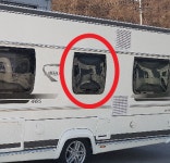 펜트 카라반 화장실 창문 Fendt caravan 부품 (67009) : 그레이트모빌