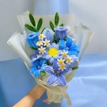 블루 모루 꽃다발 완제품 핸드메이드 학예회 졸업 입학 연주회 기념일 조화 선물 : 모루의 정원