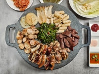 한우곱창 소곱창 대창 막창 염통 곱창전골 술안주 간편 밀키트 청년고기 : 청년고기