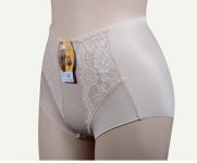 [ 쉬즈로즈 ] 쏘로사떼 3301 누디 햄라인 소프트 자가드 노라인 삼각 탄탄한 힙업 보정 거들 : 쉬즈로즈